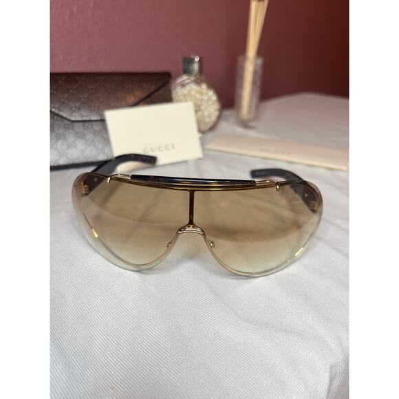 Gucci Accessories - GUCCI Aviator Shield Sunglasses